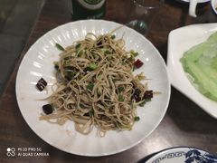 -超越炭火牛蛙火锅鸡(河东店)