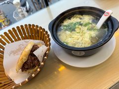 -闫家驴肉老店(华电一校店)