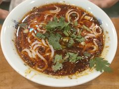 泡椒鸡杂米粉-兵哥豌豆面(建设巷店)