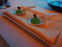 -迪拜帆船酒店海底餐厅