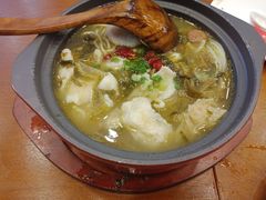 -周鱼小馆石锅酸菜鱼(活力汇店)