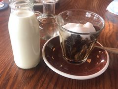 -ROAST coffee & eatery