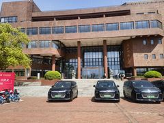 -上海交通大学闵行校区-包玉刚图书馆