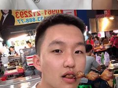 -六合夜市