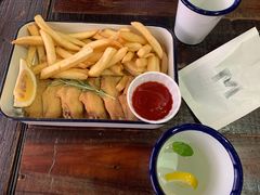 美式风味炸鸡翅配薯条-MIKAKU(万达广场上海宝山店)