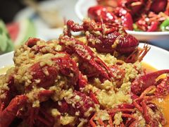 金汤蒜泥小龙虾-京悦南门涮羊肉·羊蝎子火锅(田林路店)