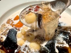 -RUXU入续糖水铺与包(卓悦中心店)