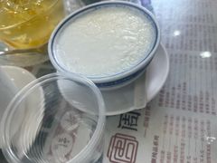 -周大娘牛乳(旧寨古村总店)