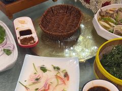 -马尔龙新疆饭店·清真(瑞景店)