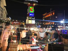 -滨海尚泰美食广场