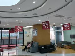 -雅悦齿科(顾村公园店)