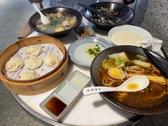 鲜肉小笼包-桃园眷村(万象天地店)