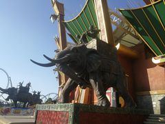 -七彩云南欢乐世界