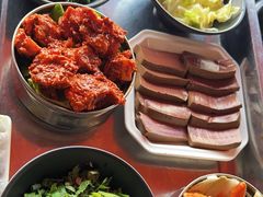 -钢管厂歆瑞源油卤串串香(春熙路太古里店)