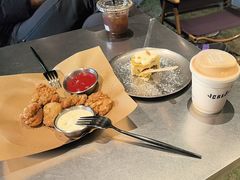 -J Create城市露营咖啡·简餐·宠物(上海动物园店)