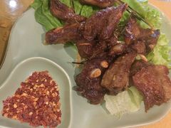 -玖月时尚泰式餐厅