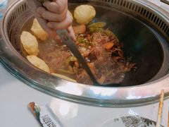 -哈尔滨烧烤·山河村铁锅炖(交大店)