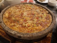 石锅烧肥肠-情妹耙泥鳅·江湖川菜(科华店)