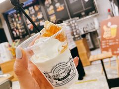 疯狂的蜂蜜冰淇淋-OUR Bakery(三里屯太古里店)