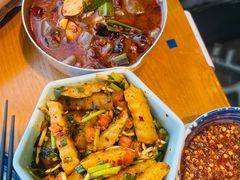 -包整·丝娃娃(一览甲秀楼风景店)