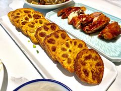 鹅肝酱藕夹-楚山晓·湖北菜(武汉光谷K11店)