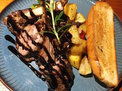 -JINNS锦时 steak&pizza(浸信会礼拜堂旧址店)