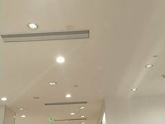 -优衣库(深圳万象天地旗舰店)