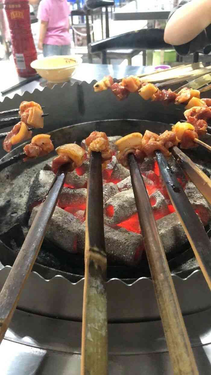 火盆竹签烤肉(乐至店)-"回乐至一次吃一次上次老板态度不好有点生.