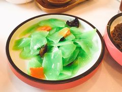 -小六汤包砂煲菜(文景路店)