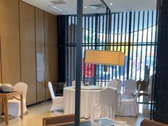 -鱼鲜饭香·招牌汽锅剁椒鱼头王