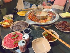 -洞亭火锅(防空洞总店)