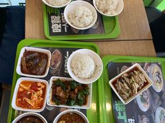 -老乡鸡(潘集世瑞大厦店)