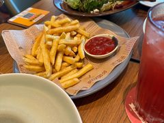 -MARU玛露音乐餐厅(大学路店)