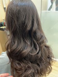 -首脑美发沙龙
