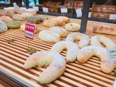 -焙丽拾光(麦凯乐直营店)