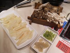-潮牛海记•潮汕牛肉火锅•醉鸡煲•粿条汤(通北路店)