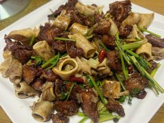 -超越海鲜屋(飞龙物业店)