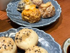 蟹黄大虾双拼-鑫震源·苏式大虾生煎(山塘街店)