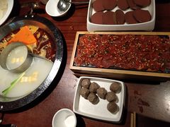 -巴邑火锅·夜宵(港隆广场店)