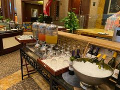 -怡聚轩全日制自助餐厅(大中华喜来登酒店)