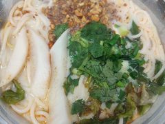 -许西美食一条街