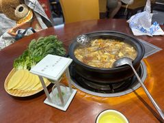 -菌之家·专业纯野生菌火锅·特色炒菌