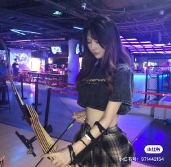 -时尚殿堂明星门店