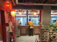 -辣莊重庆老火锅(威海高铁站韩乐坊店)