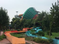 -欢乐水魔方水世界