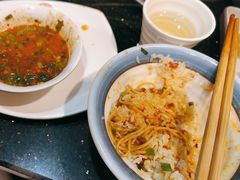 -百年川椒重庆老火锅(光谷店)