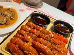 -肥肥虾庄·金牌油焖大虾(汉街SKP店)