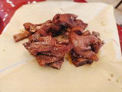 椒盐猪手-侬佳蒸菜馆(听潮店)