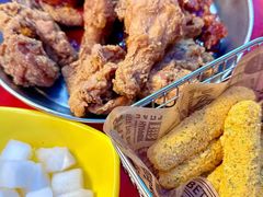 -BHC炸鸡(明洞总店)