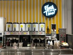 自助取餐区-丸摩堂鲜果茶(九方店)